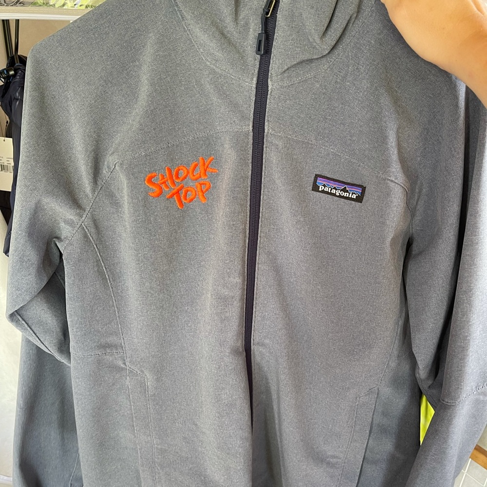 Medium Patagonia Soft Shell Jacket never worn.